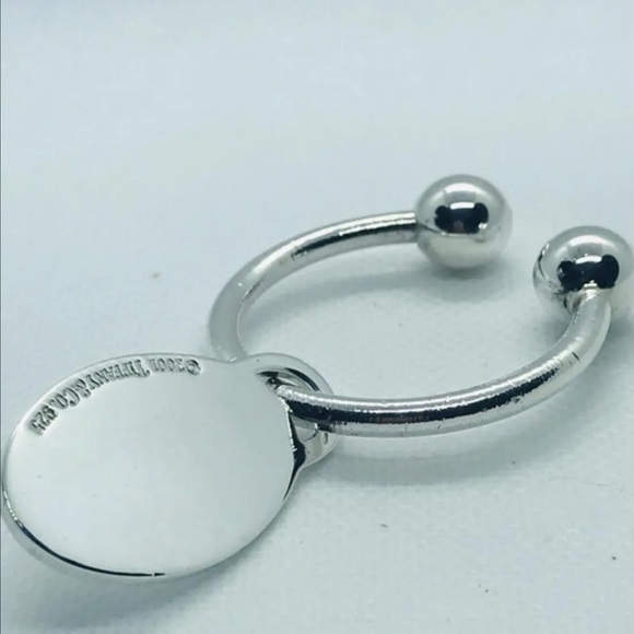 TIFFANY & CO. Sterling Silver Oval Tag Key Ring